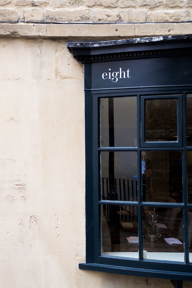 Eight 5/48