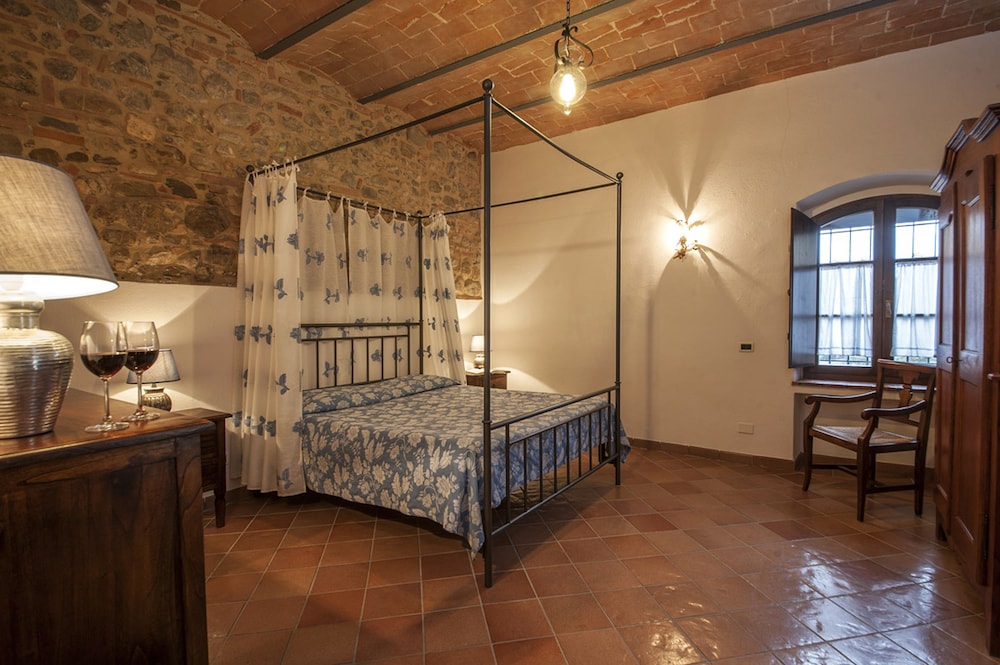 Agriturismo Ragoncino 24/40