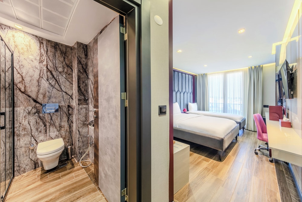 Heaven Premium Airport Hotel 49/50