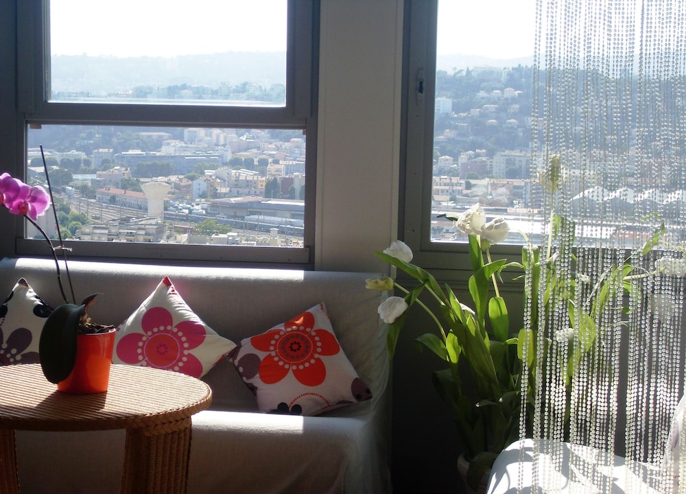 Le Panoramic Boutique Hotel 45/70