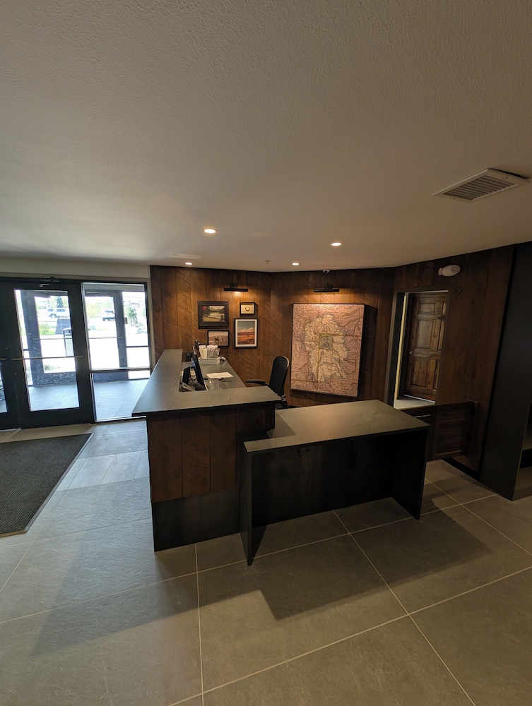 High Country Suites 5/55
