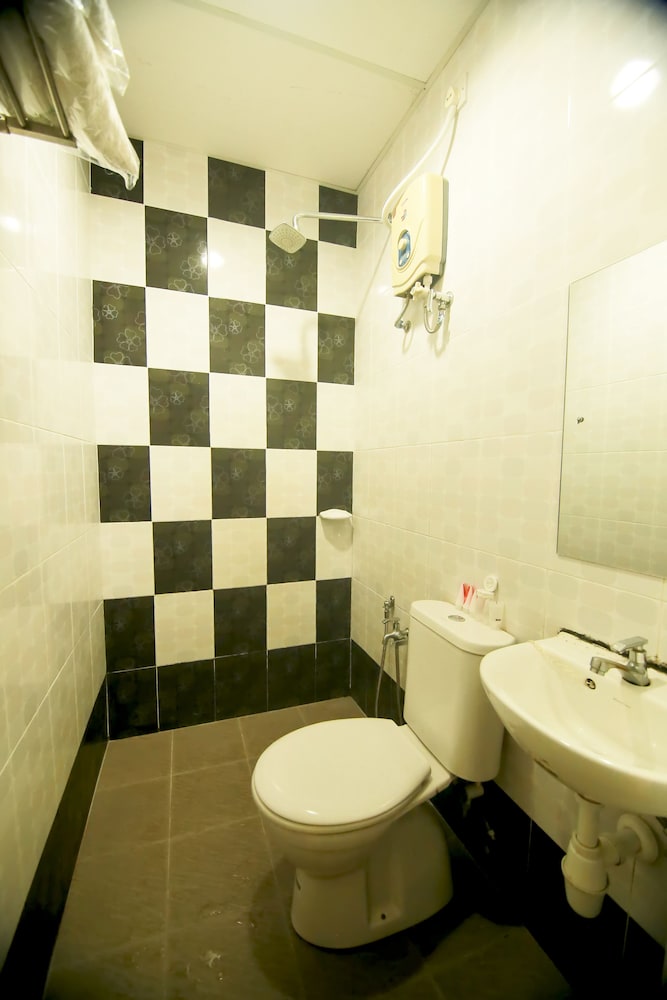 Sastria Hotel 33/39