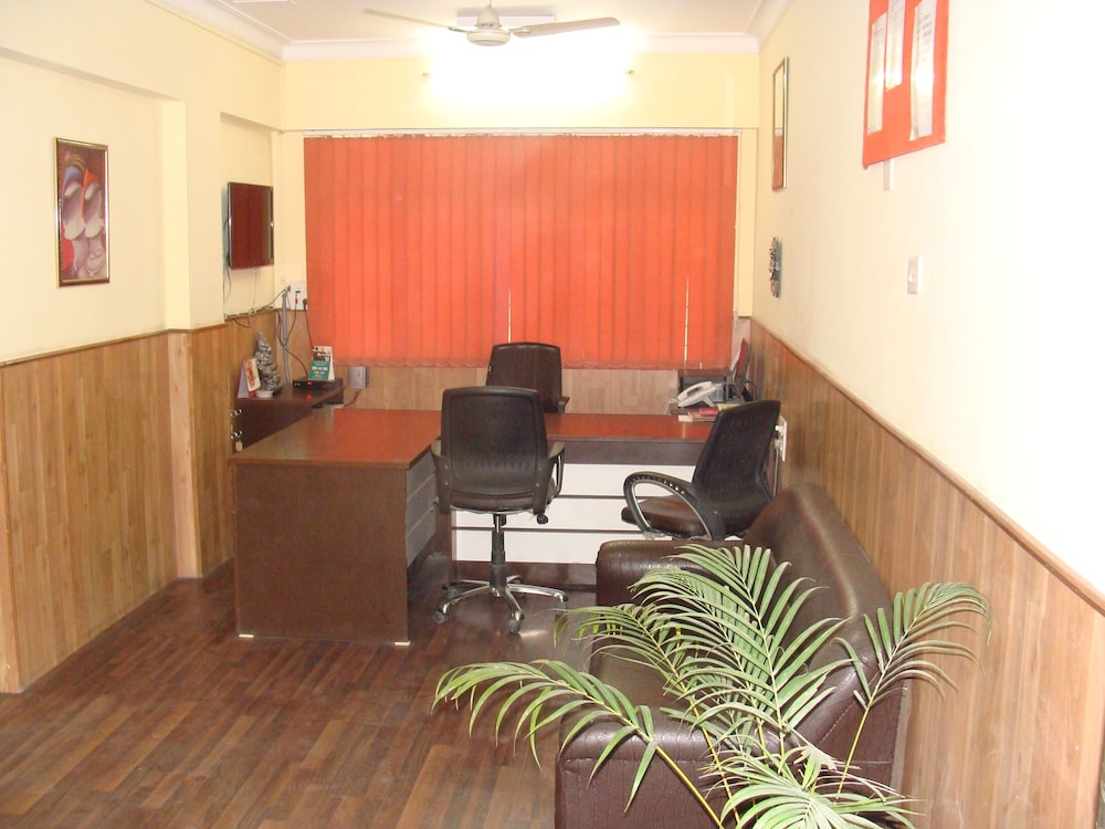 Hotel Abhinandan Grand 27/34