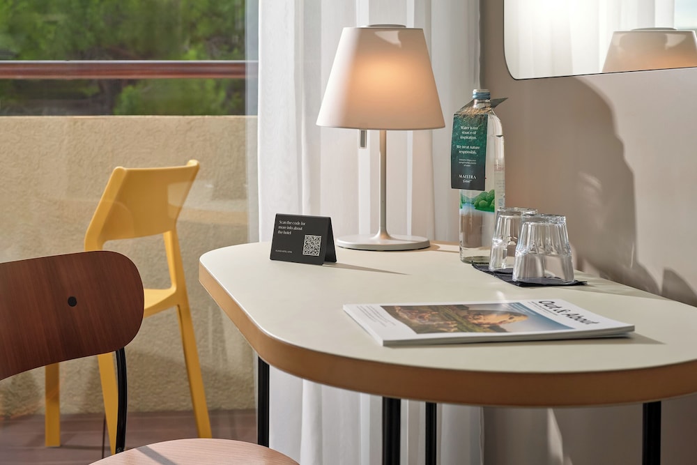Island Hotel Istra 36/48
