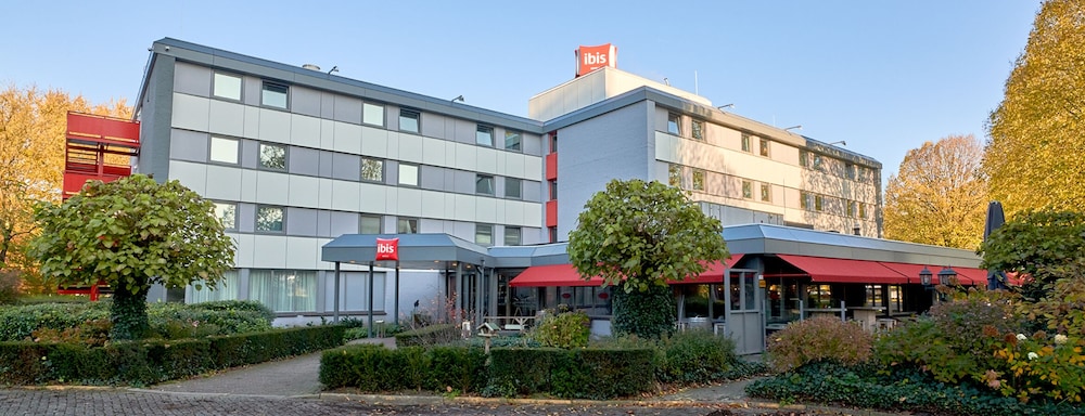 Ibis Tilburg 1/50