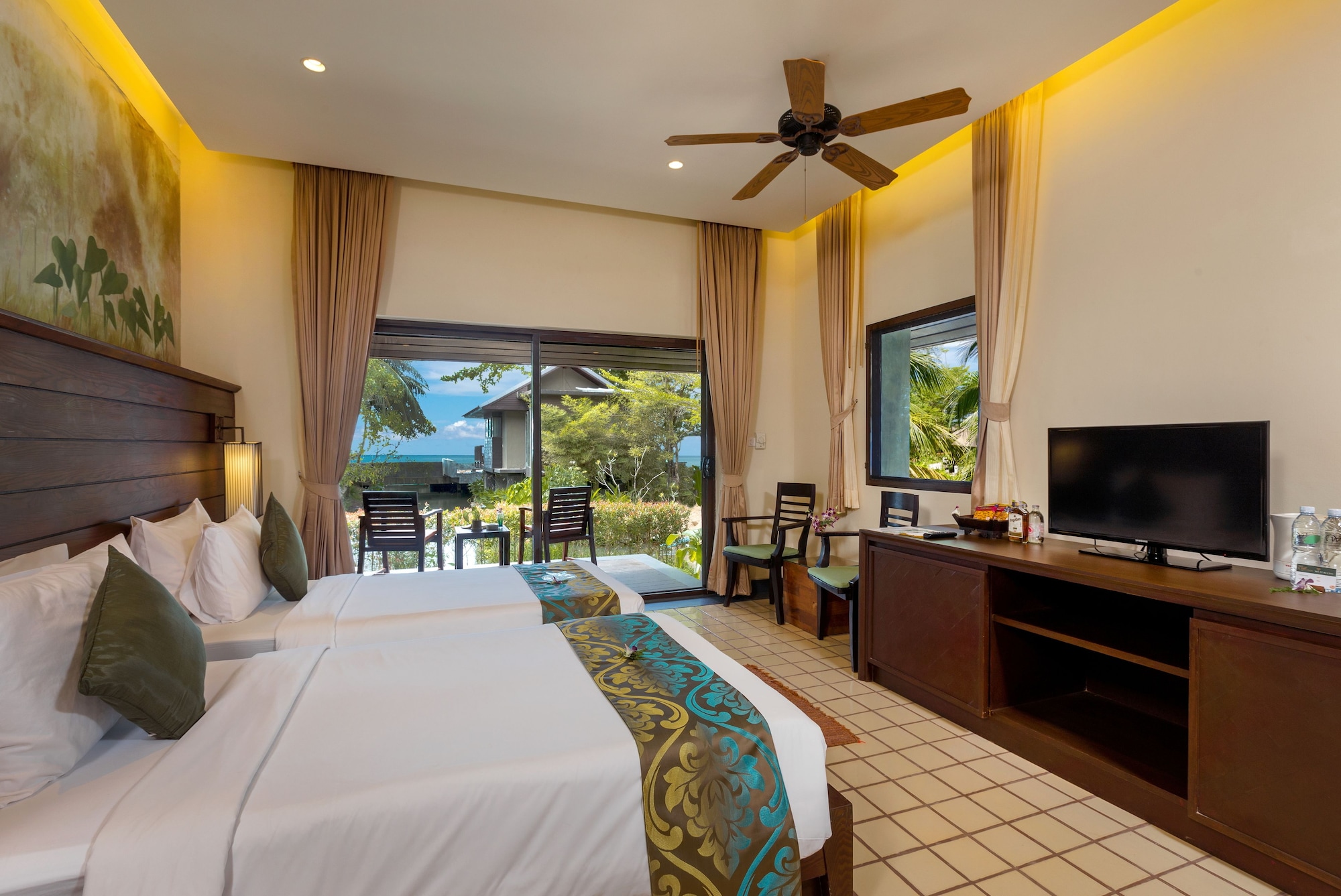 Grand, Manor, Villa, Double Bed, Garden View