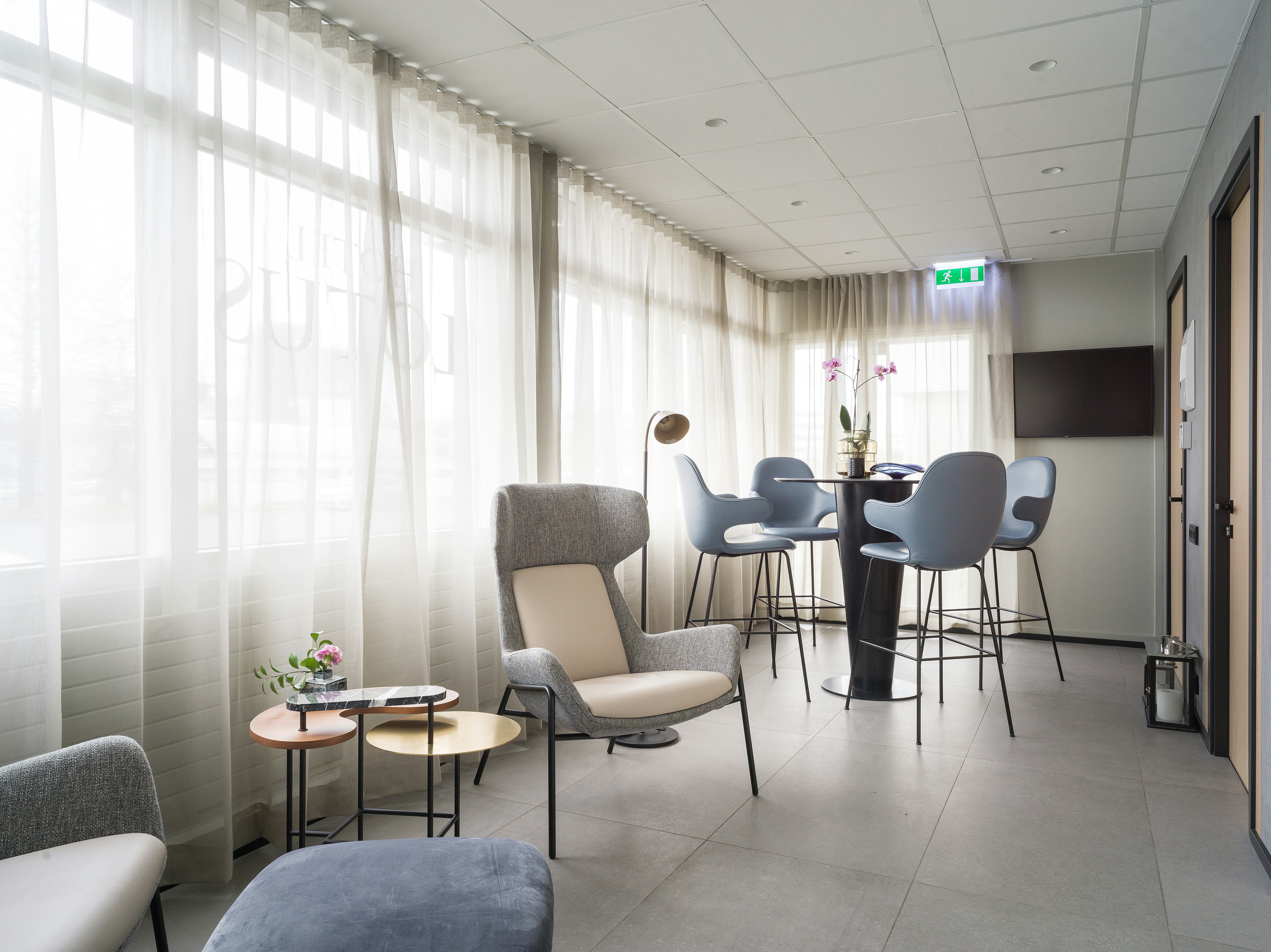 Hotel Lotus 27/50