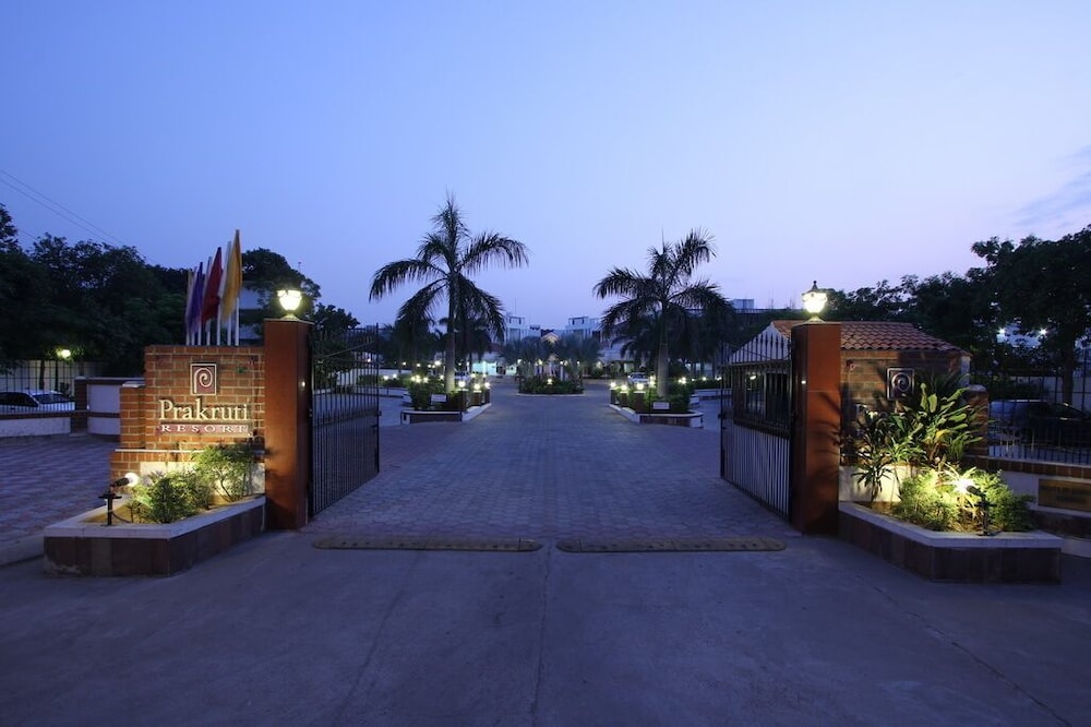 Prakruti Resort 4/31