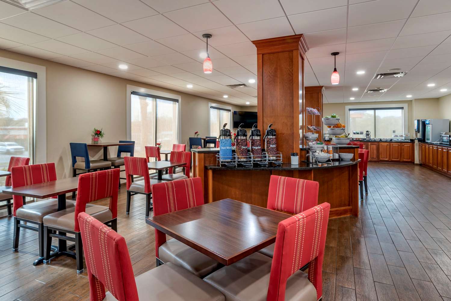 Comfort Suites Niceville Near Elgin Air Force Base 36/61