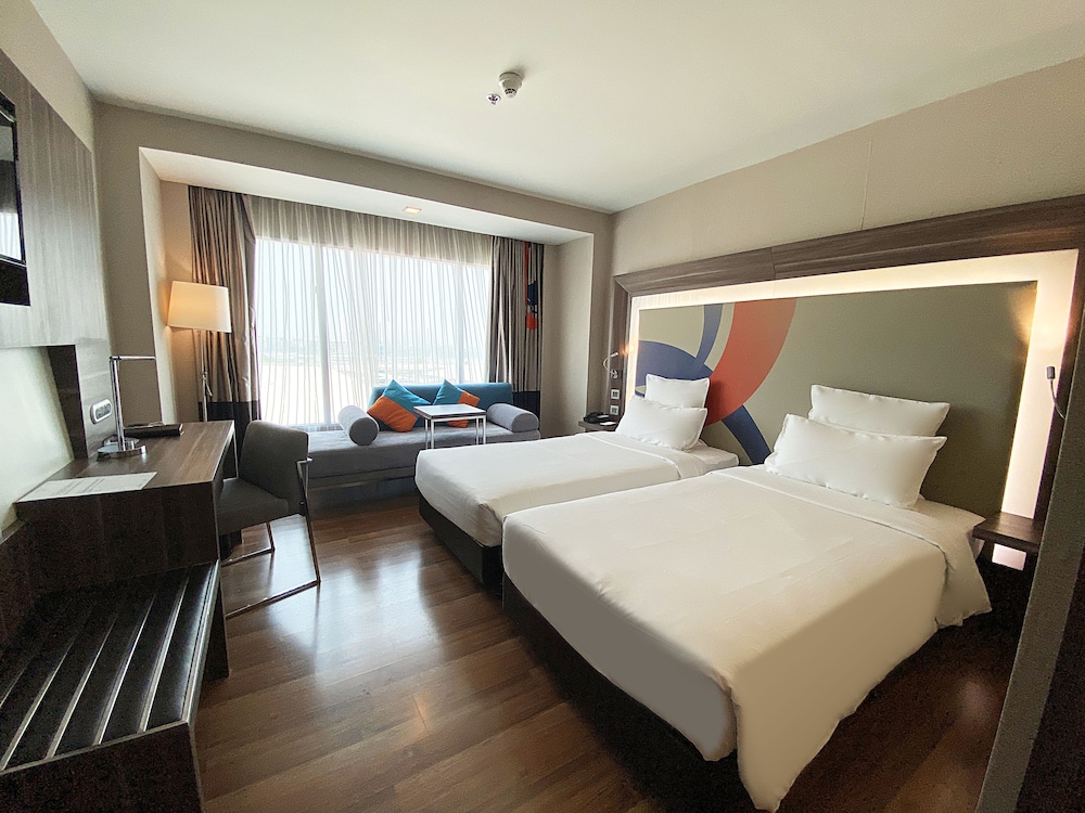 Novotel Bangkok Impact 17/77