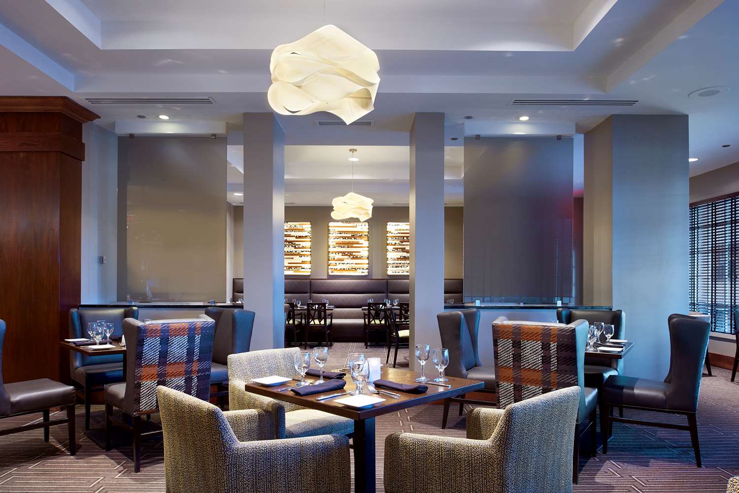 restaurant cafeteria