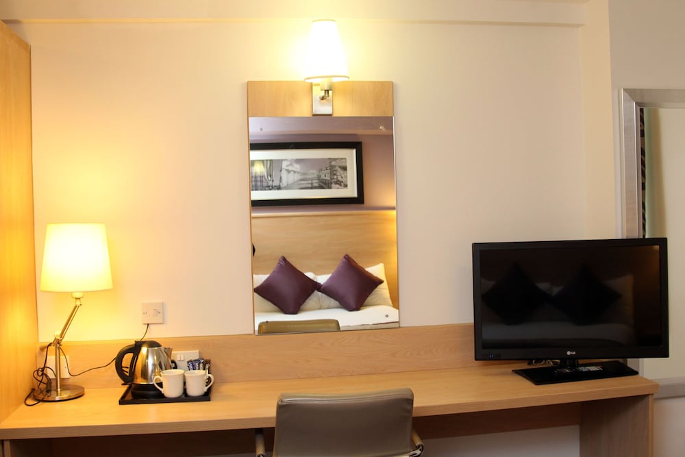 Shore View Hotel 33/49