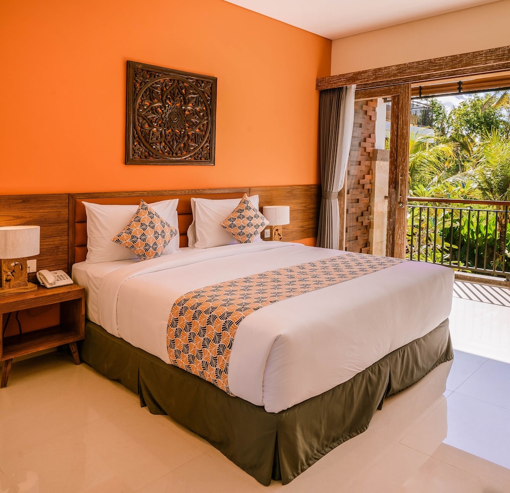 Kahayana Suites 8/47