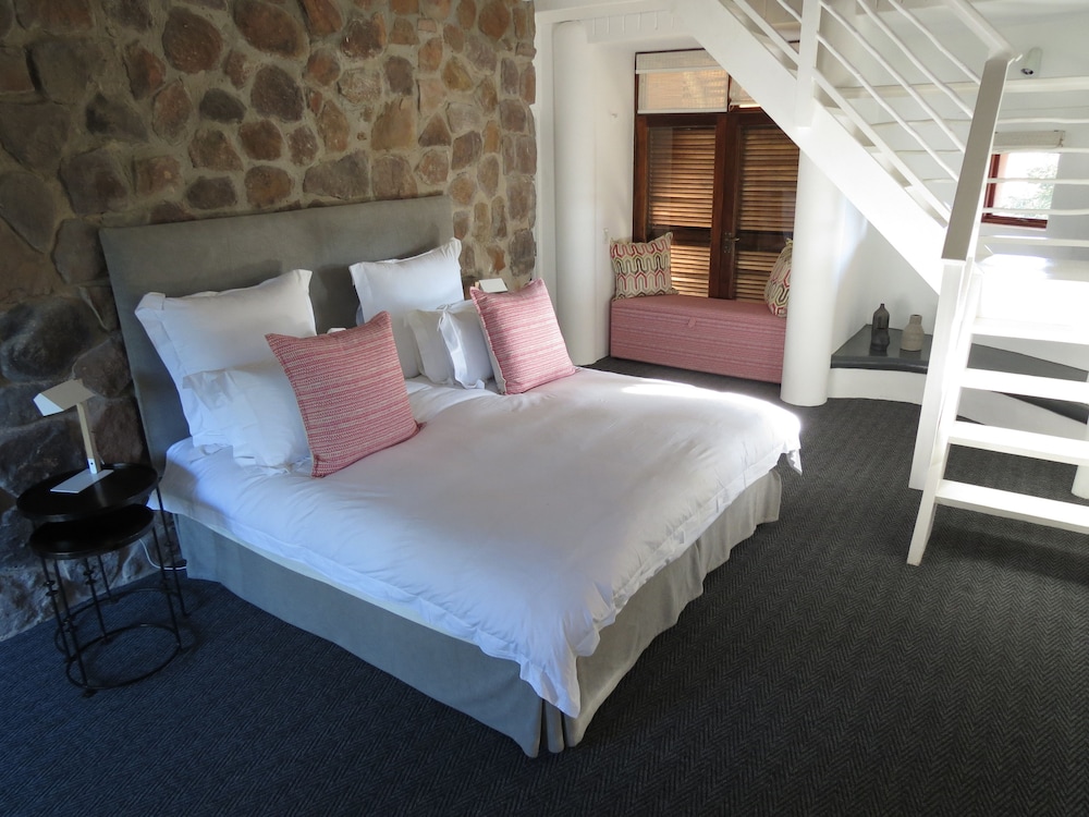 Ekuthuleni Lodge 11/50