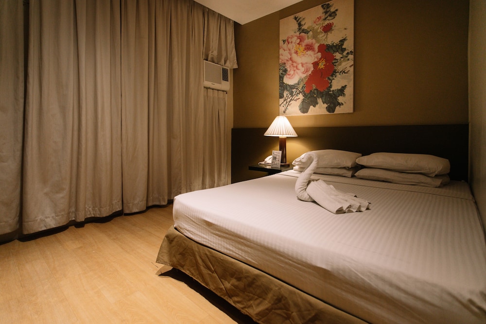 Dynasty Tourist Inn 25/69