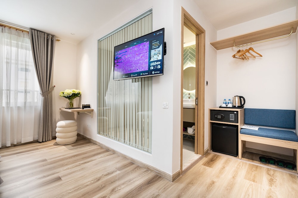 Jovia Hotel 30/49