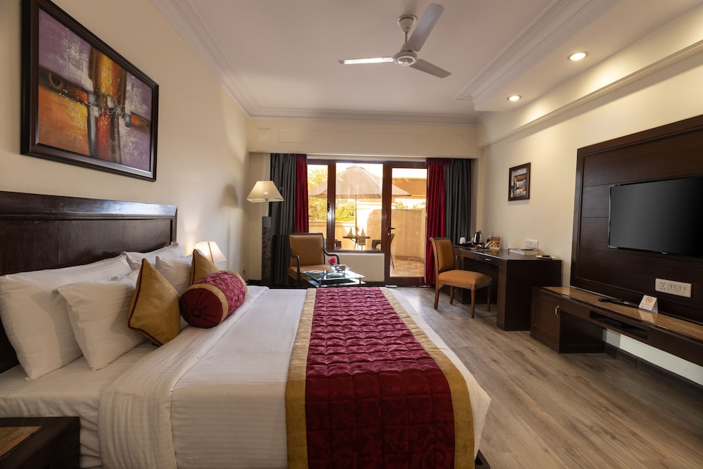 V One Hotel the Competent Palace 14/50
