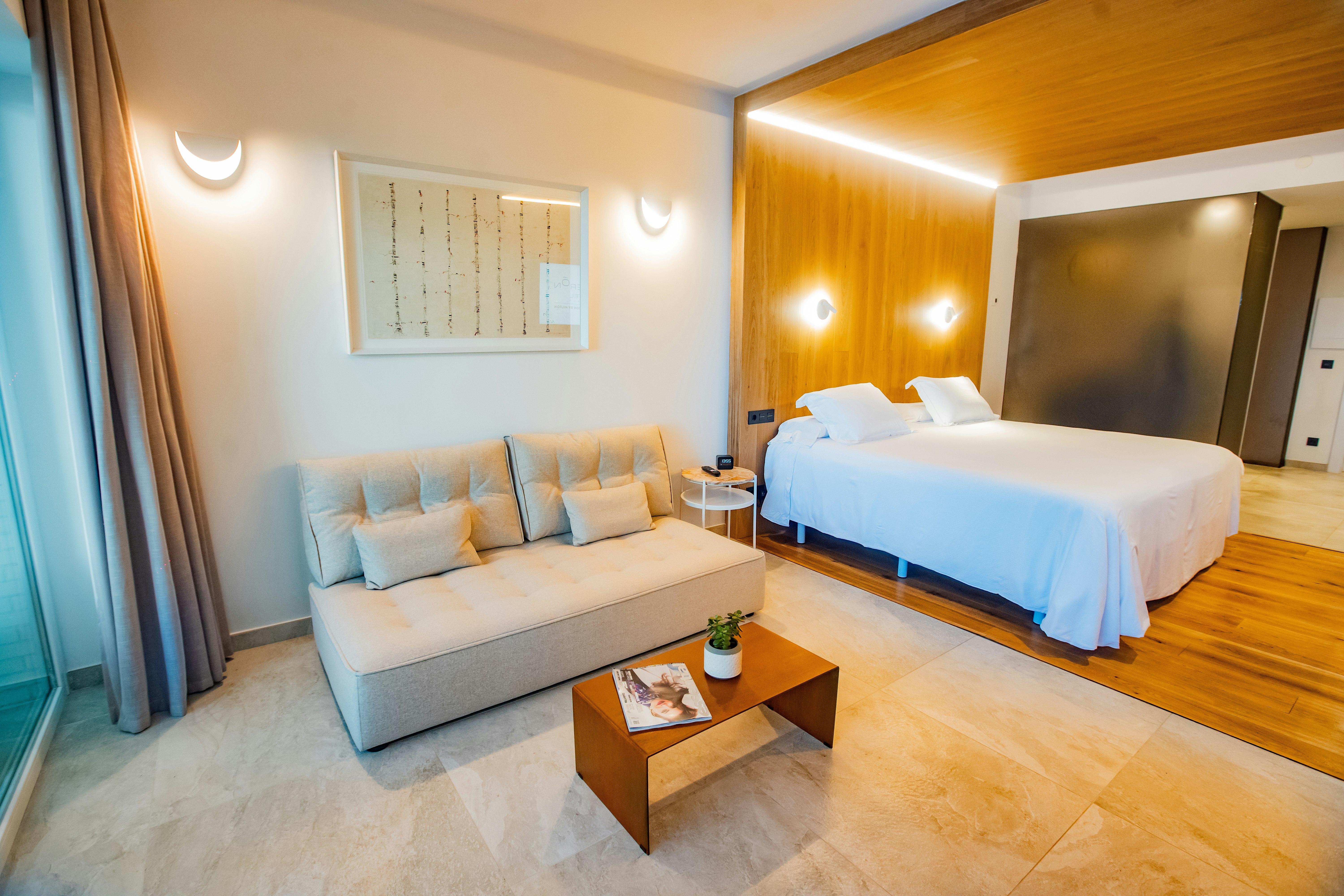 Sky, Suite, King Bed