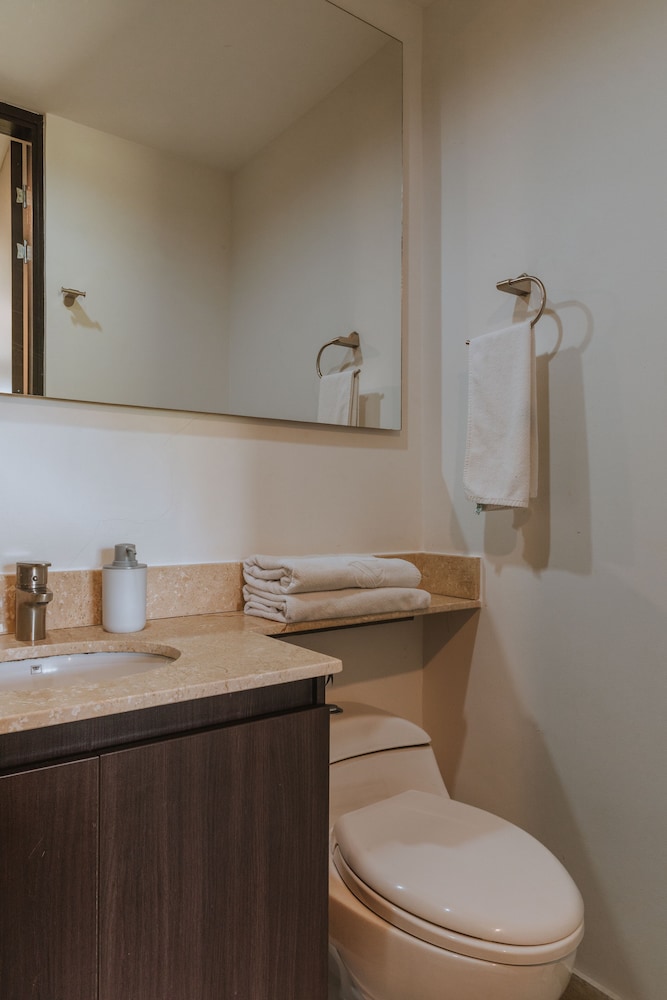 Travelers Rio Verde Living Suites 46/50