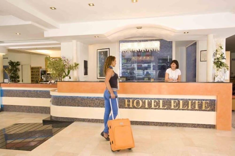 Elite Hotel 9/51