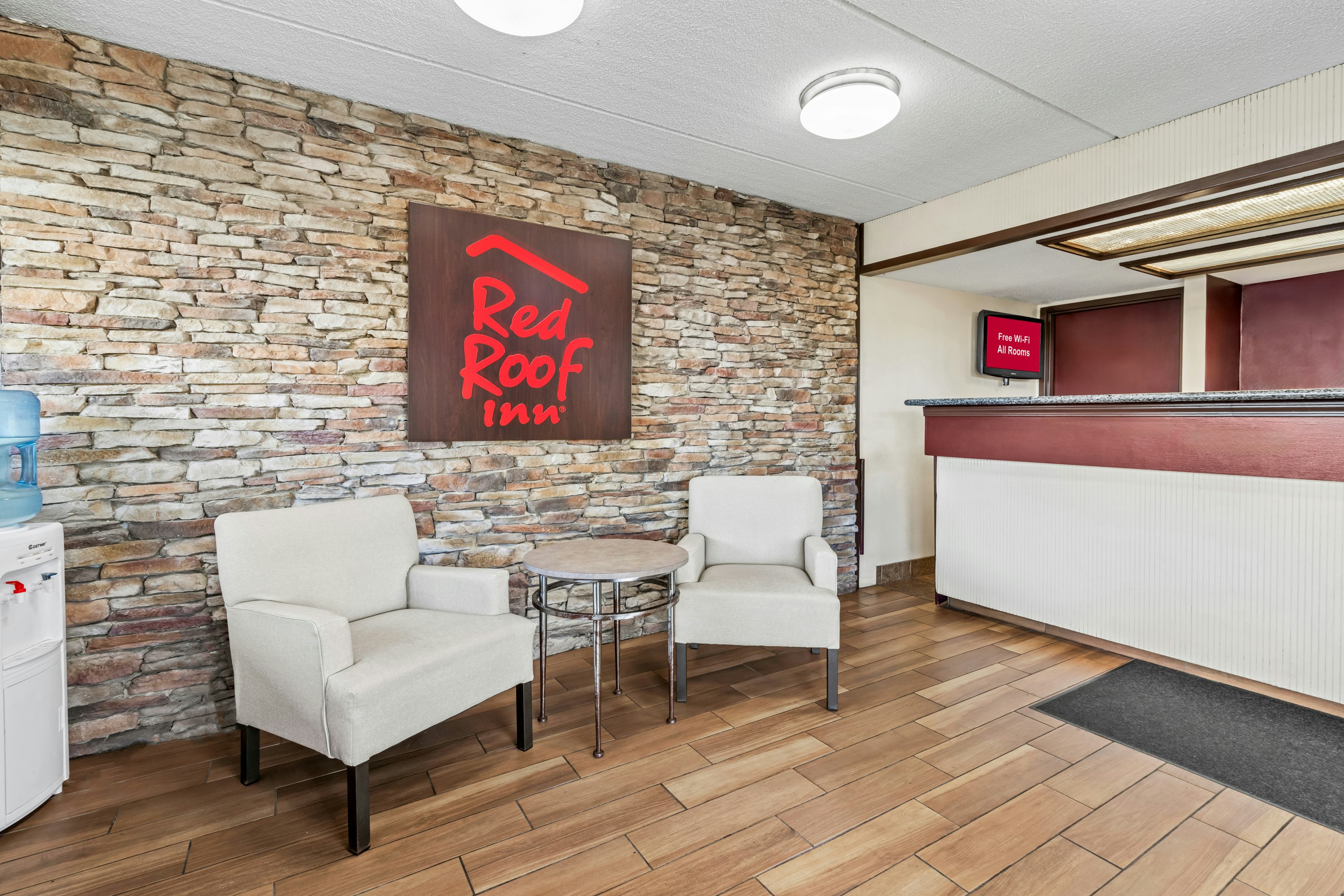 Red Roof Inn Jackson Downtown - Fairgrounds 11/33