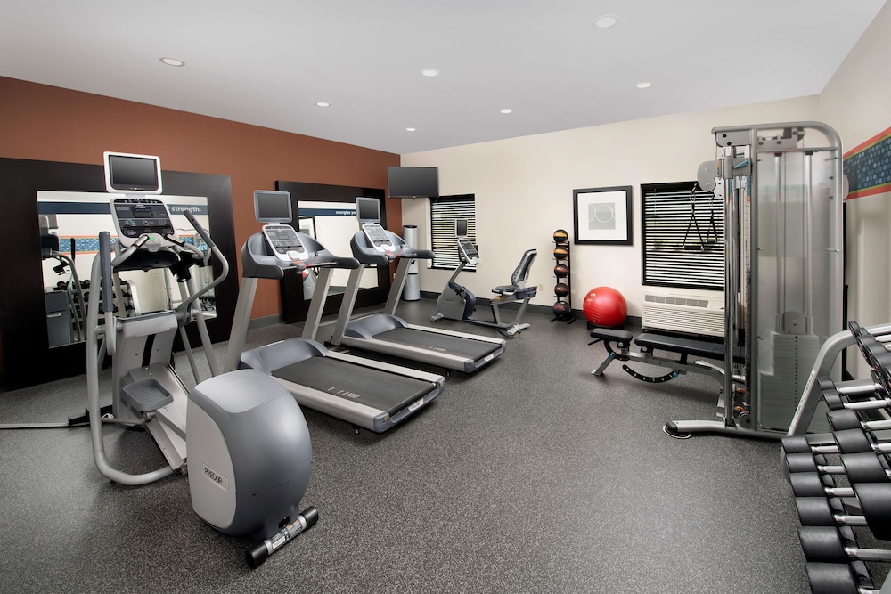 Hampton Inn and Suites Tupelo Barnes Crossing 33/50