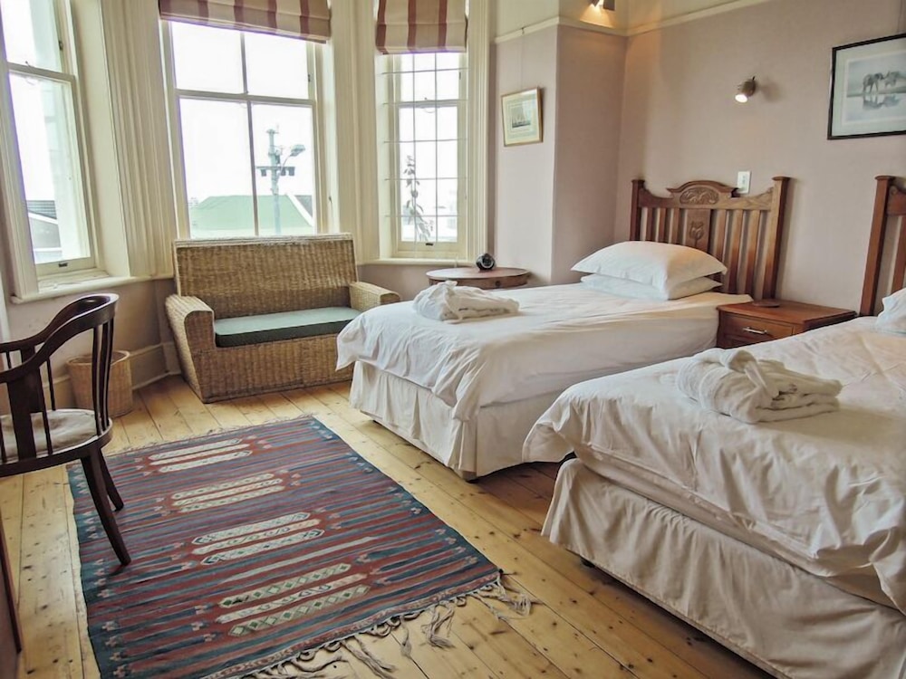 Braeside House 7/34