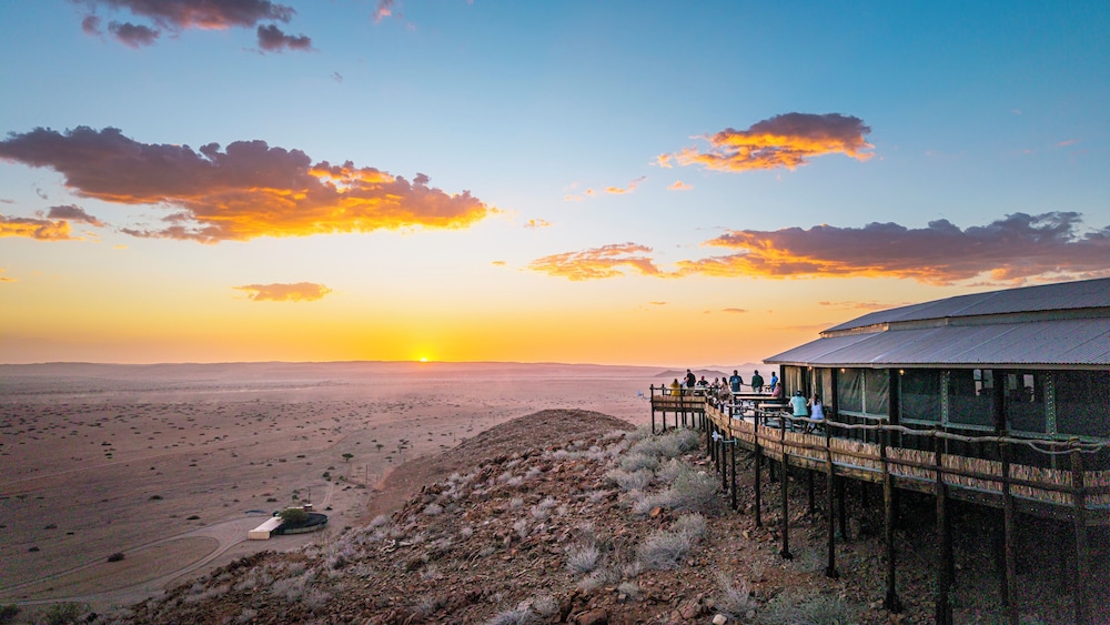 Moon Mountain Lodge 50/57