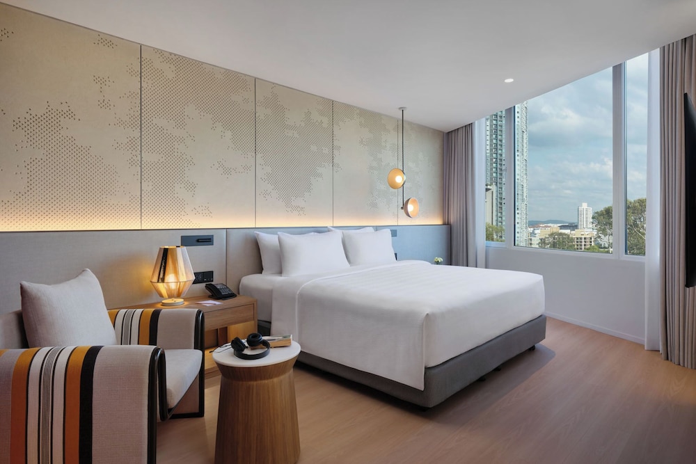 Silver, Family, Suite, King Bed, Bunk Bed, City View