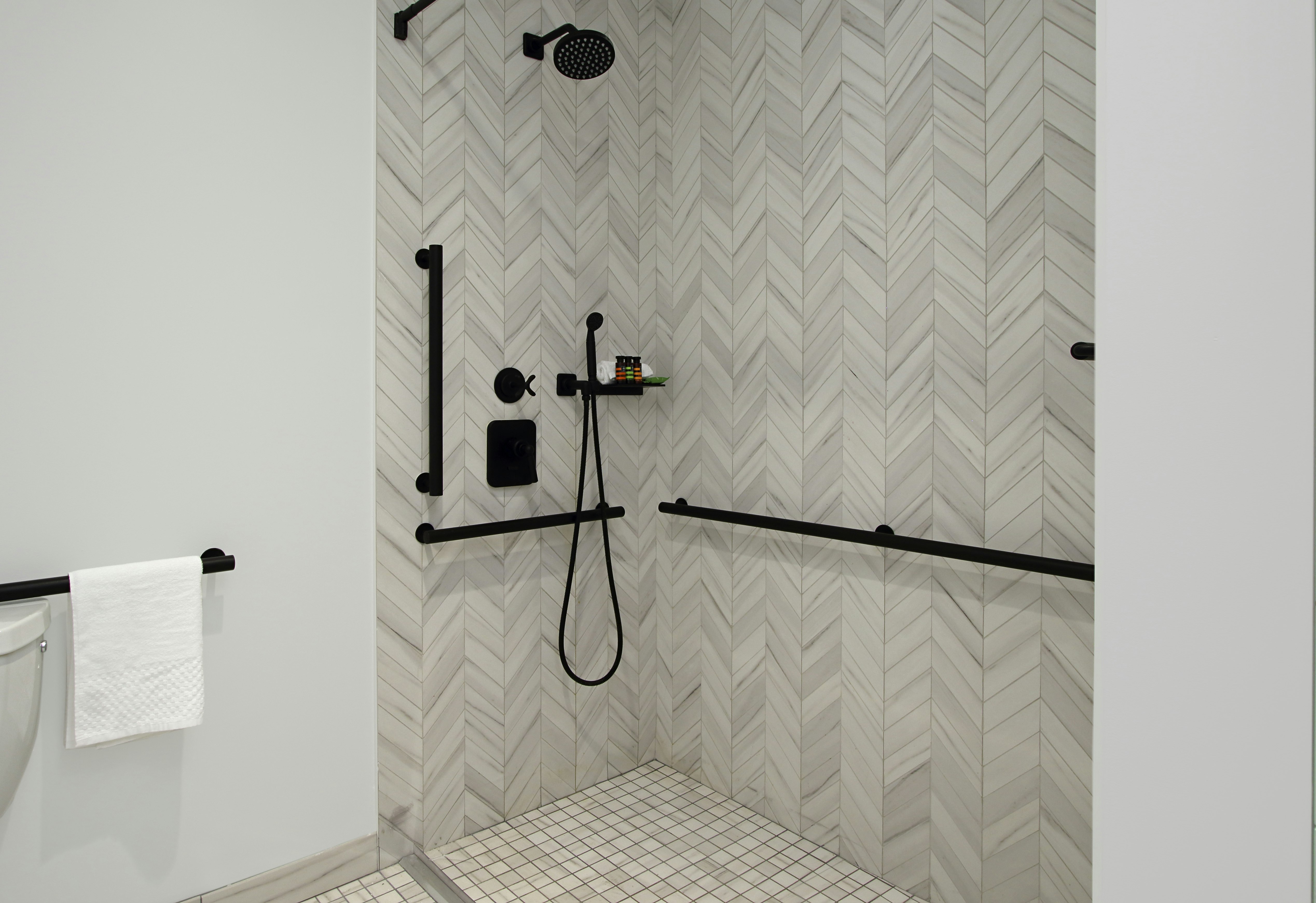 1 BEDROOM, SUITE, KING BED, ACCESSIBLE