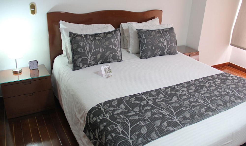 HOTEL SALITRE REAL(FORMERLY SALITRE RUGAL) 16/32