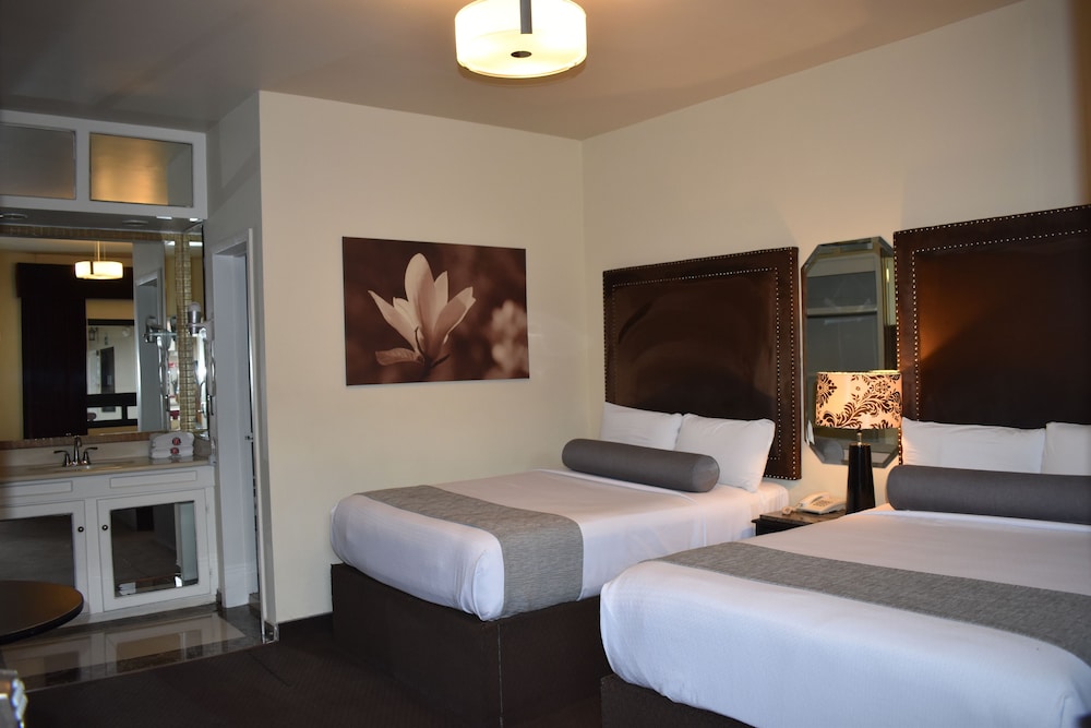 Hotel Frontiere 15/38