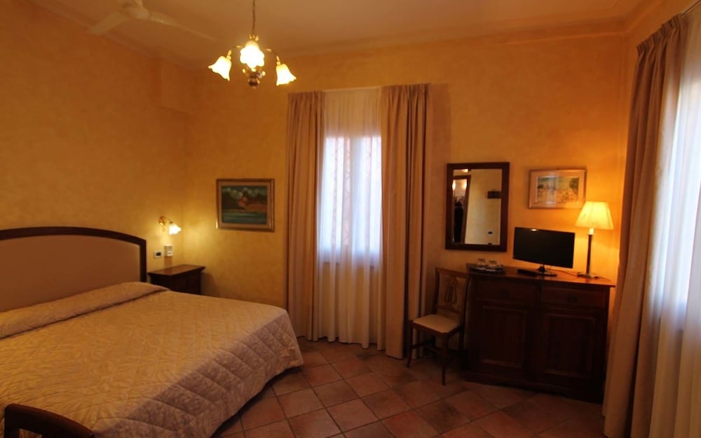 Agrihotel Elisabetta 22/60
