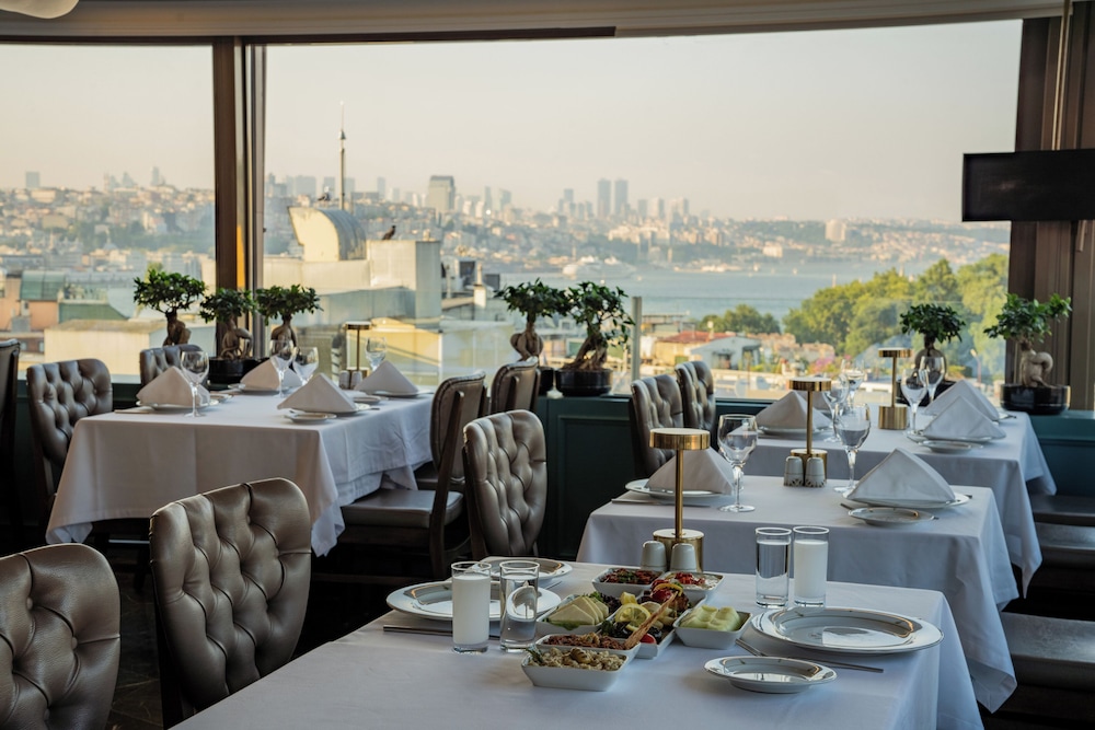 Romance Istanbul Hotel 63/75