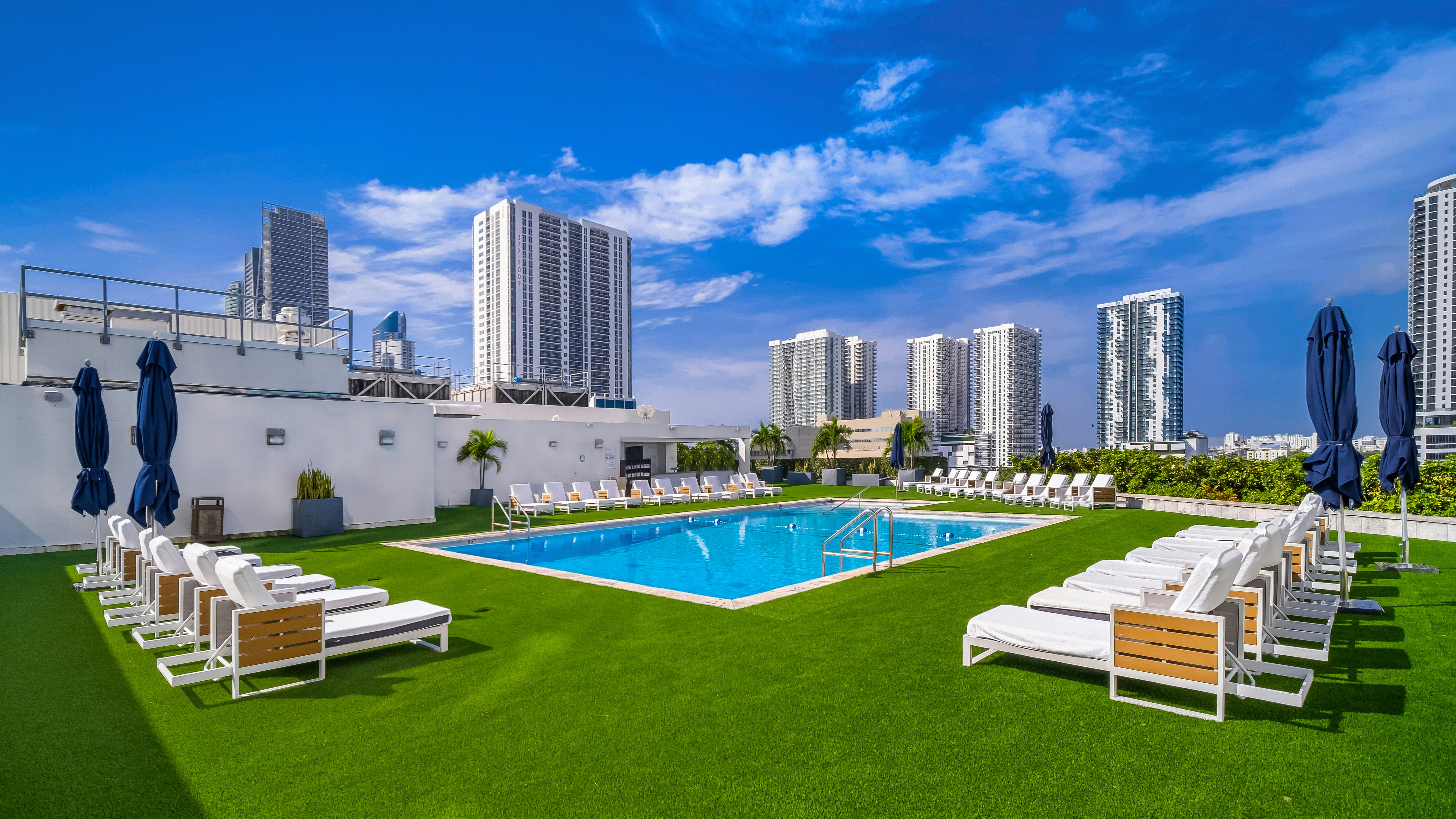 Hilton Miami Downtown 51/55
