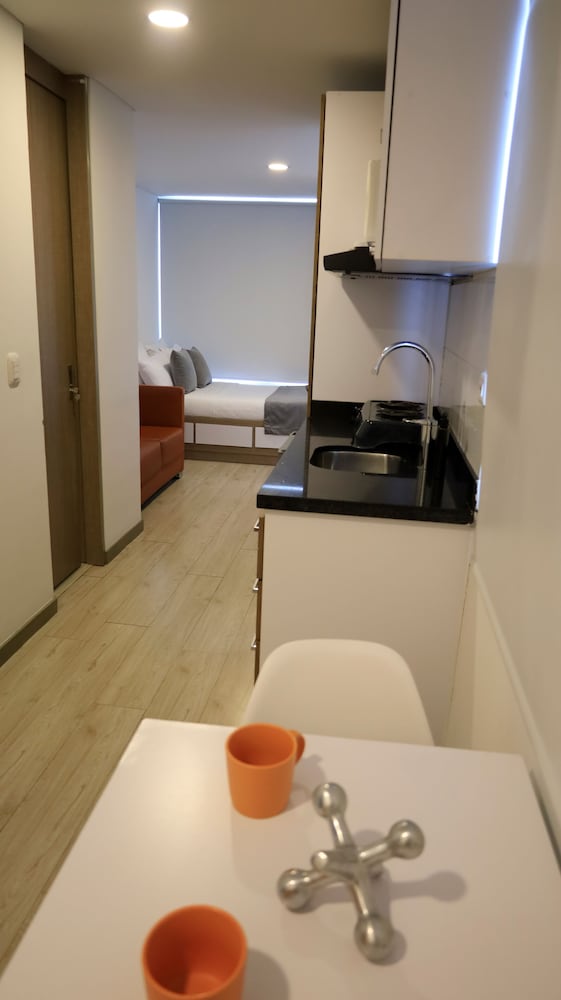 Aparta Estudios Connect Bogota 44/50