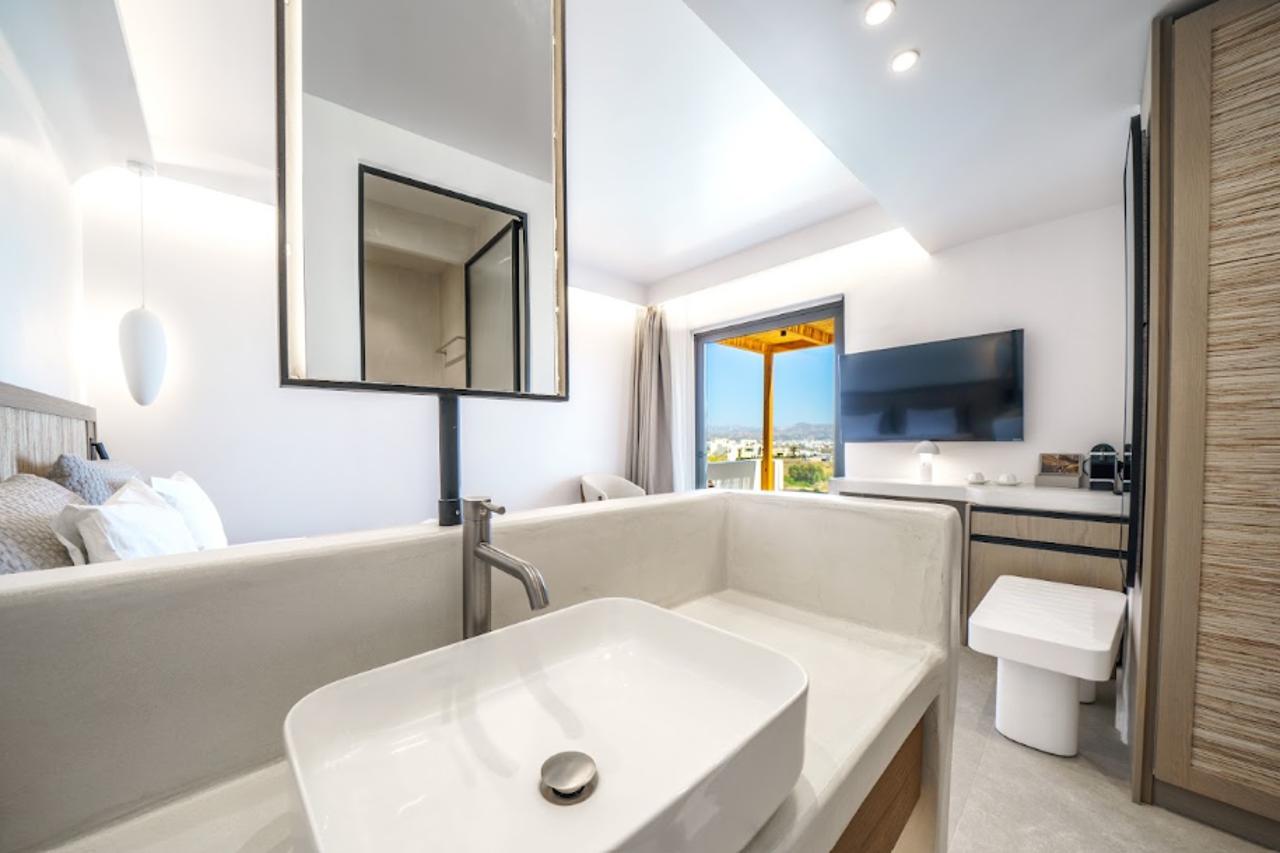 Kavuras Village Hotel & Suites 50/50