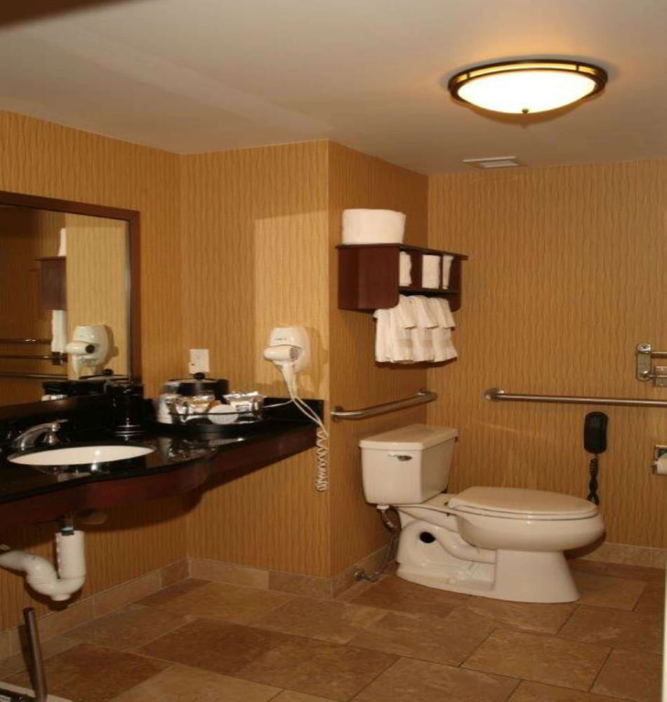 Hampton Inn And Suites Aberdeen 16/44