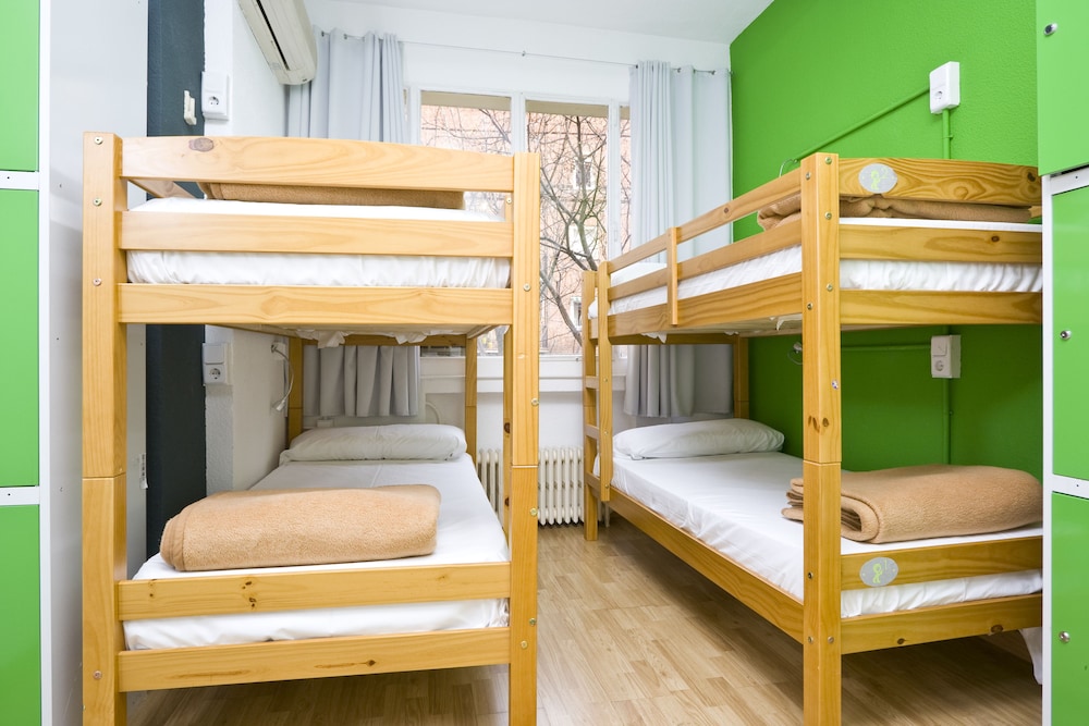 Madvibes Hostel 23/60