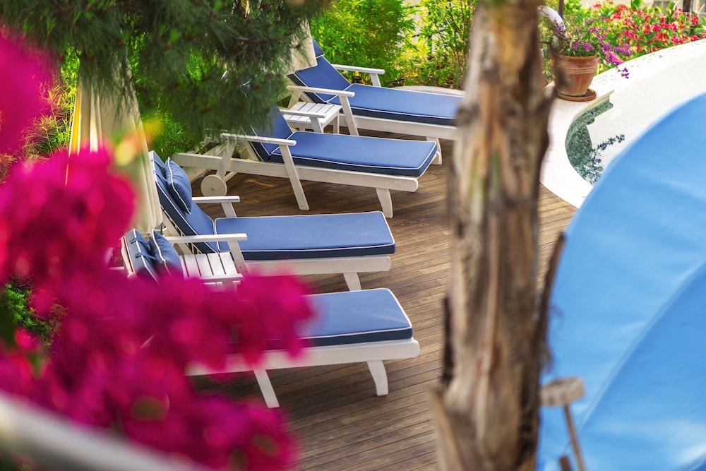 Unique Hotel Fethiye 67/69