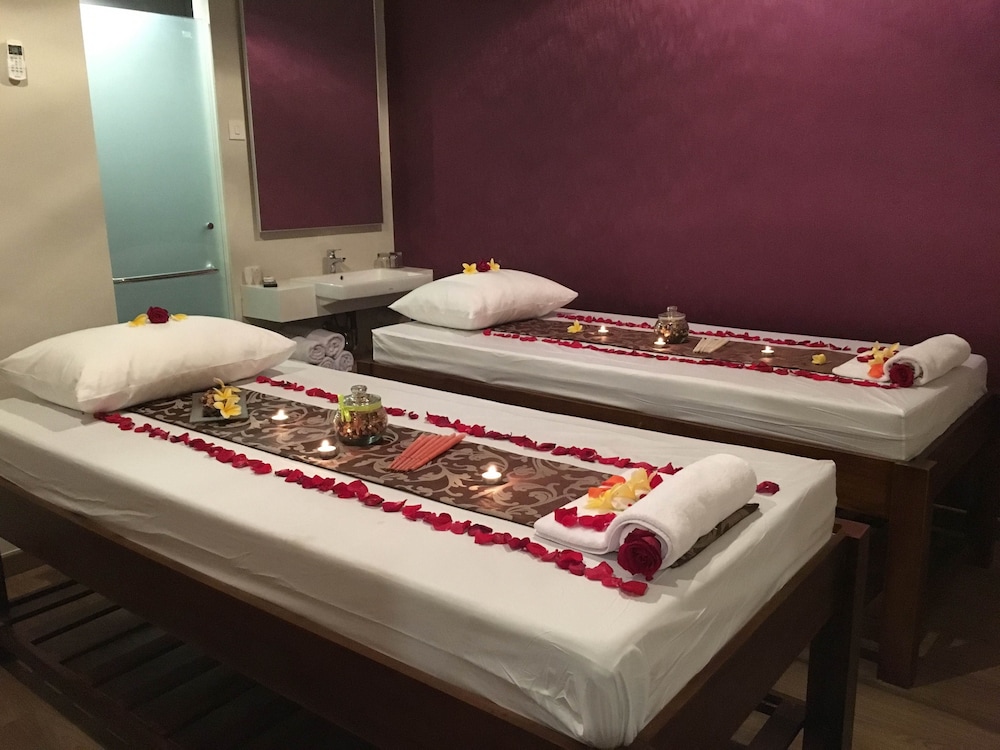 AYAKA SUITES 29/70