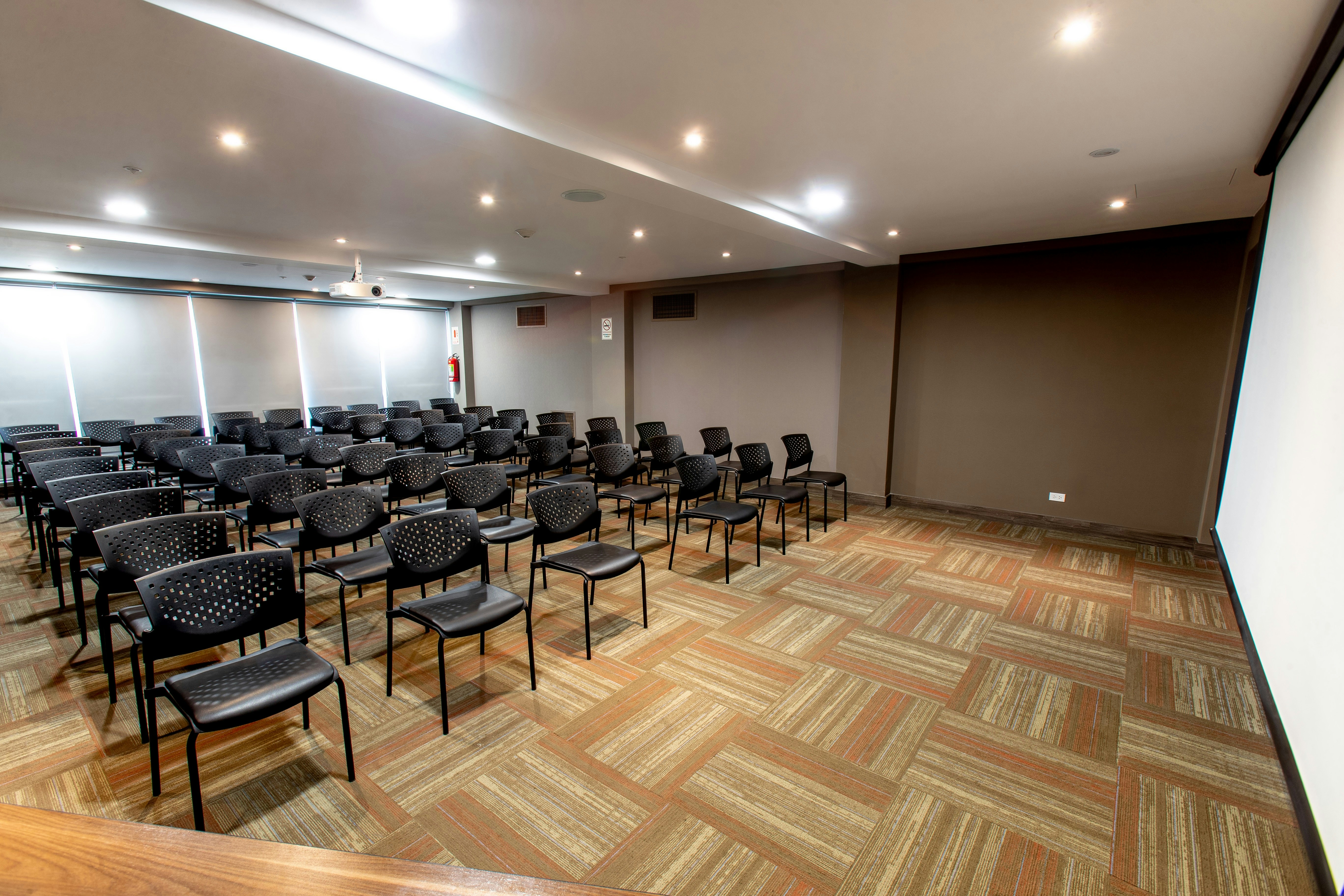 Hampton by Hilton Lima San Isidro 14/17
