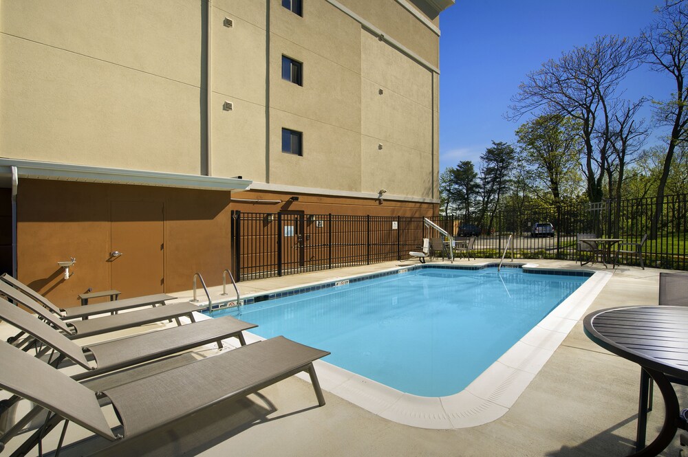 Holiday Inn Express Washington DC-BW Parkway 1/73