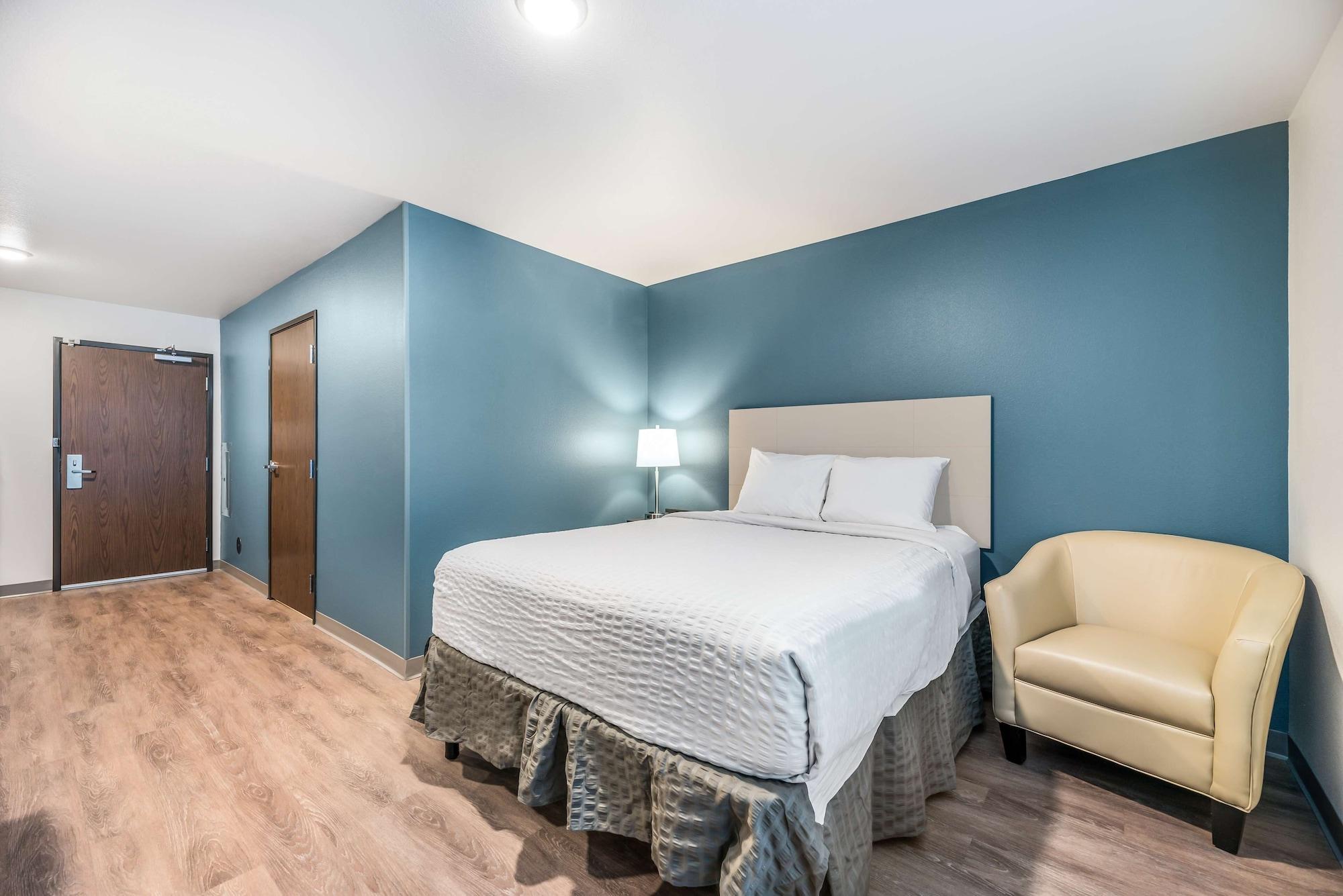 WoodSpring Suites Orlando Kissimmee Maingate 24/43