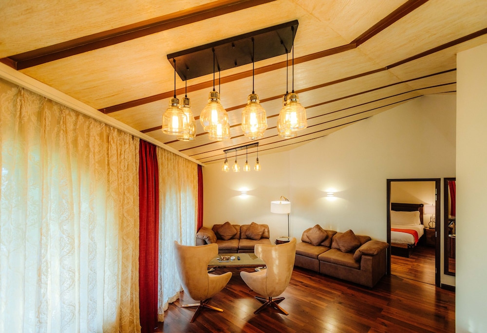Holiday Inn Resort Goa 49/75