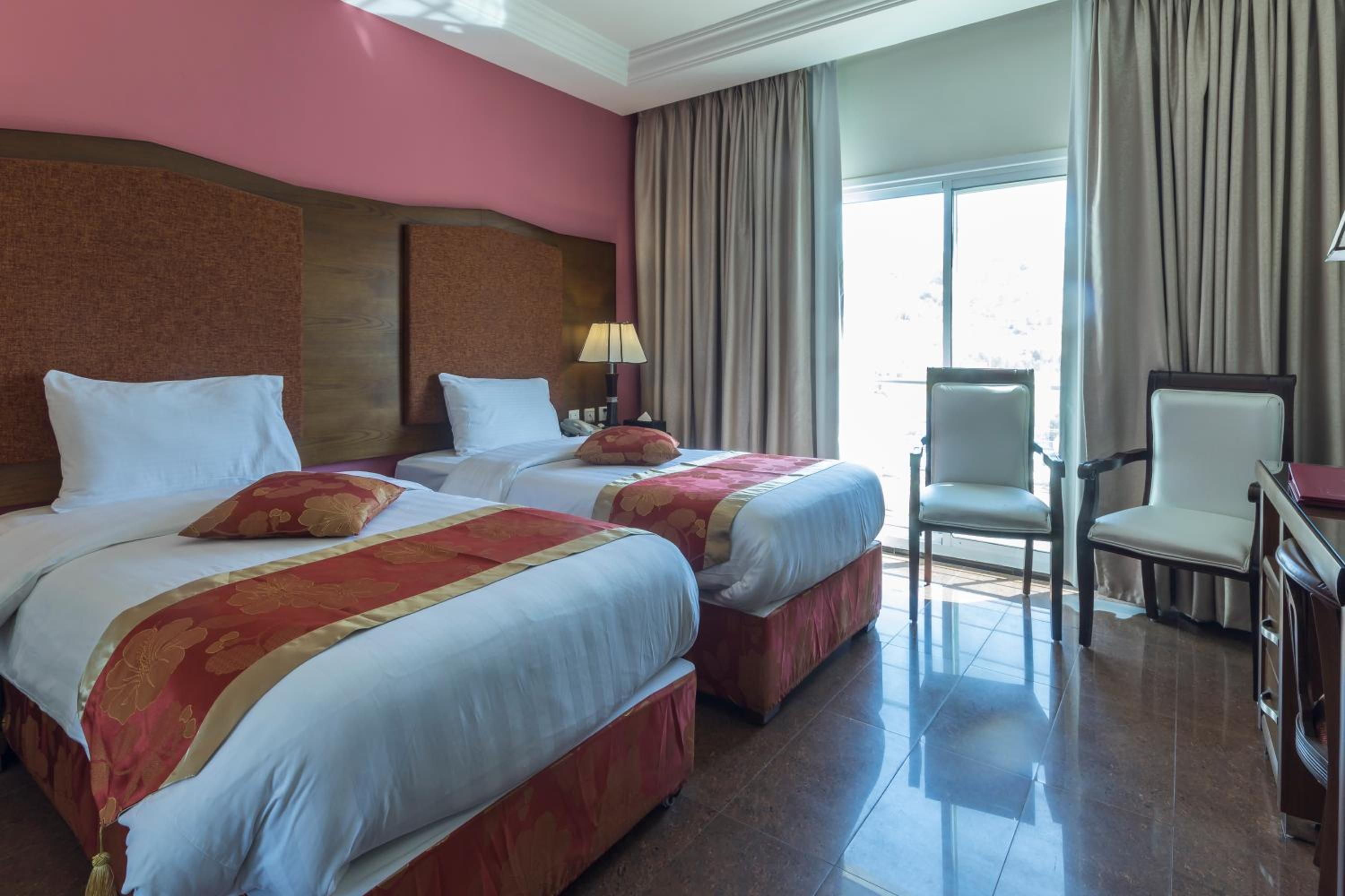 Room, Twin Beds