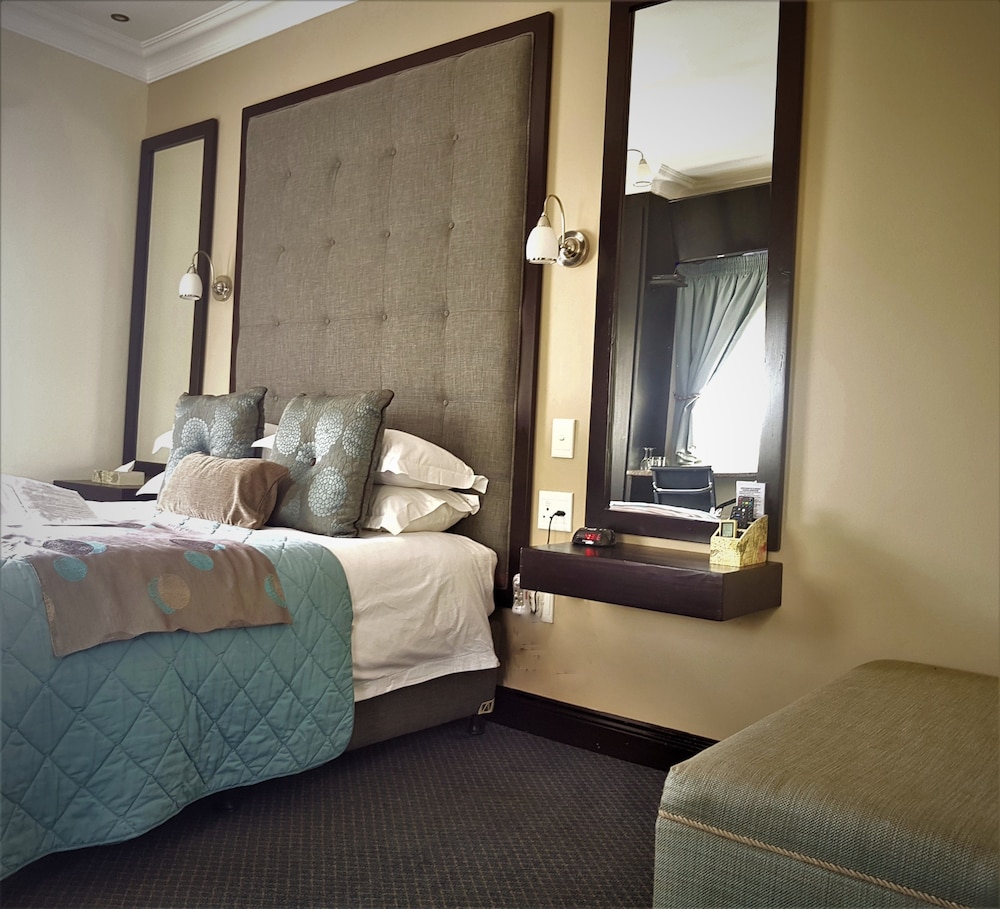 Constantia Manor Guesthouse 20/77