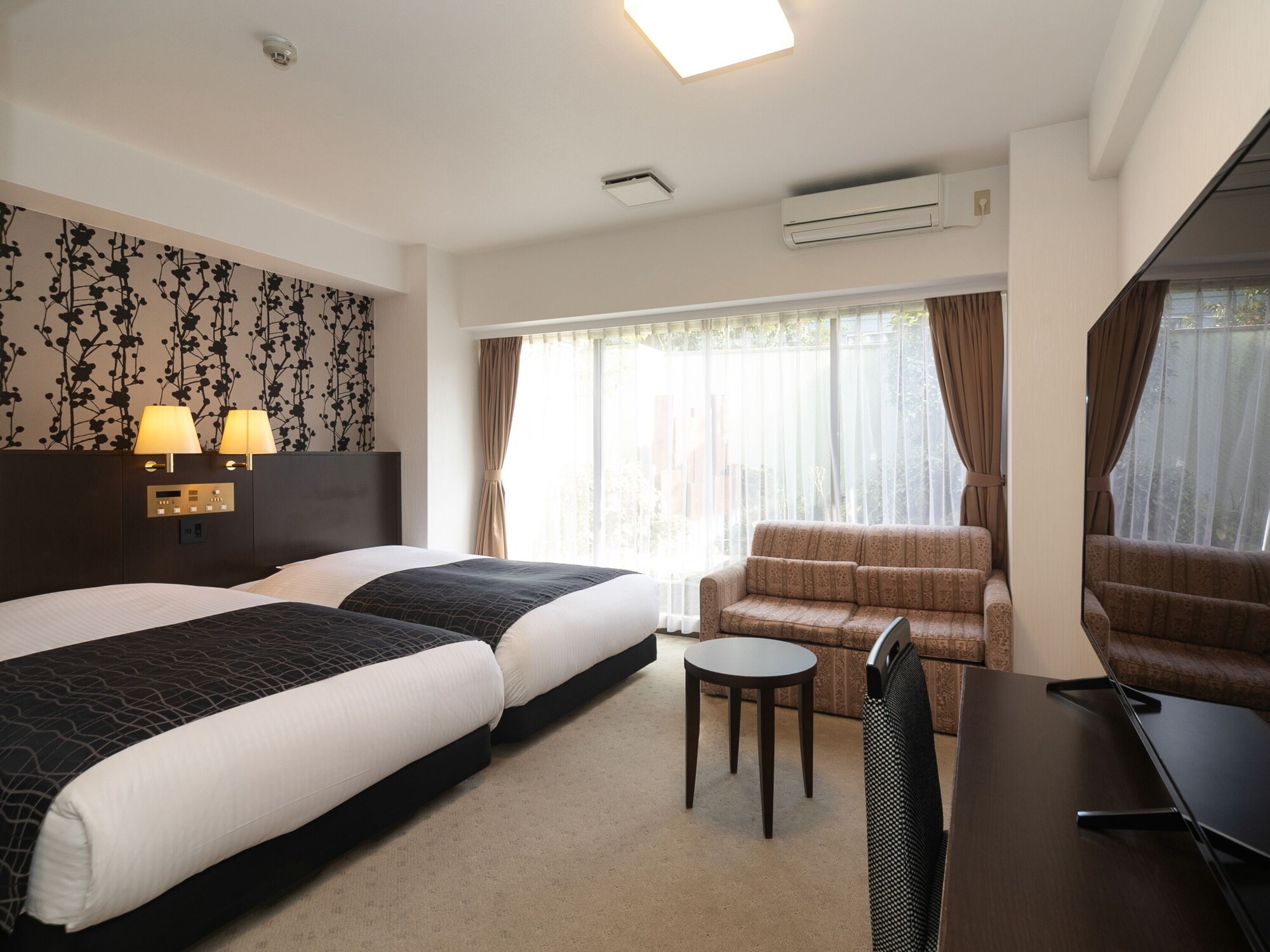 SUPERIOR, TWIN BEDS
