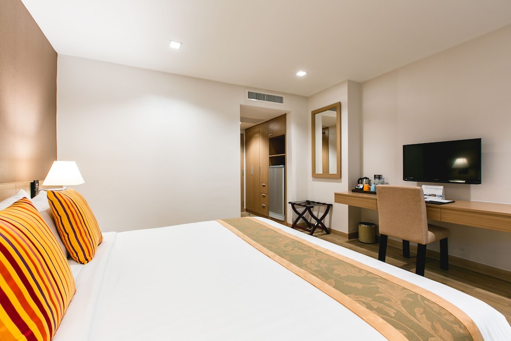 Adelphi Pattaya 33/61