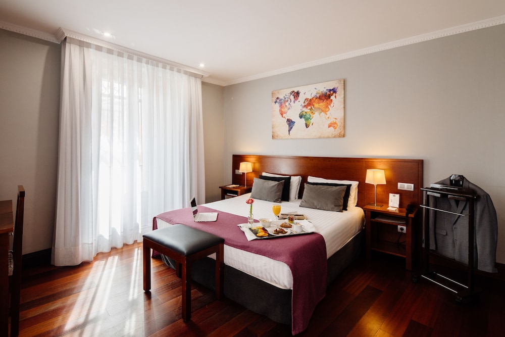 Hotel Infantas by MIJ 16/38